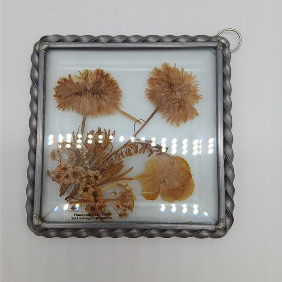 Vintage Lasting Impressions Suncatcher Dried Pressed Flowers in Framed Glass USA - Picture 2 of 5